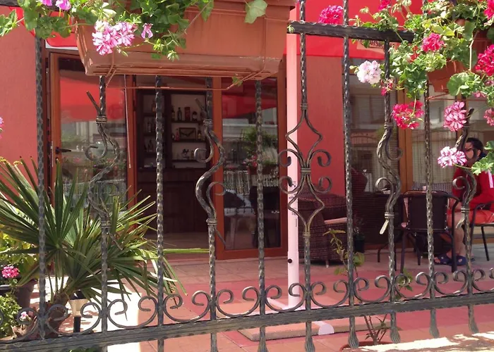 Niki House Gasthof *